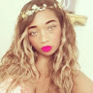 Meet your Posher, Ariane